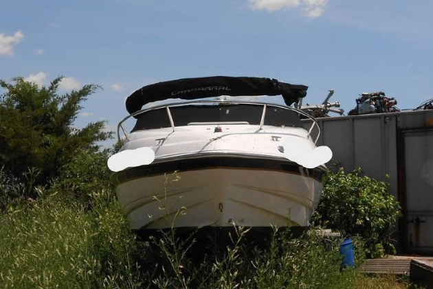 2006 Chaparral 216 SSI Boat For Sale