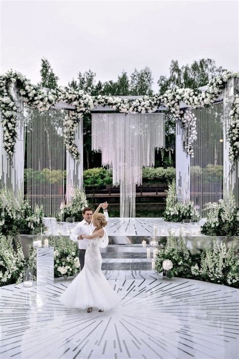 How to Plan a Luxury Wedding: Tips for an Exquisite Celebration