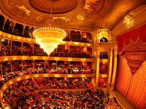 The Ultimate Guide to Luxury Theater, Concert, and Opera Experiences