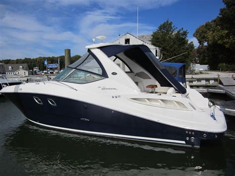 A Buyer's Guide to the 2007 Sea Ray 310 Sundancer: What to Look for When Inspecting