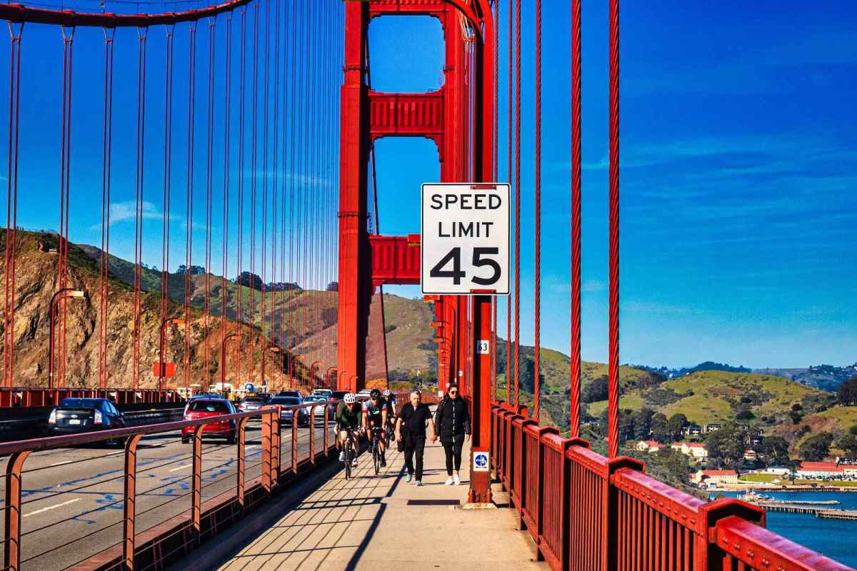 California Considers Mandatory Speed Limiters for All New Vehicles