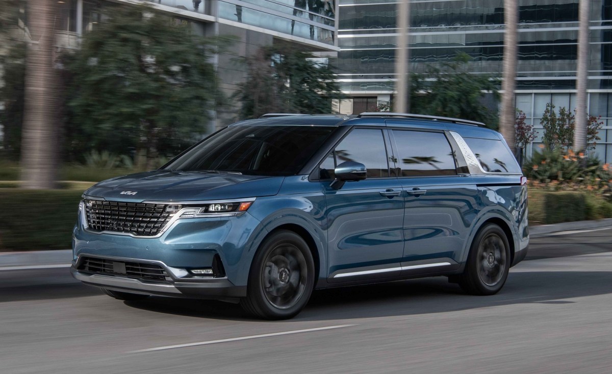 The ‘Best Minivan’ Debate Highlights the Competitiveness of the Segment