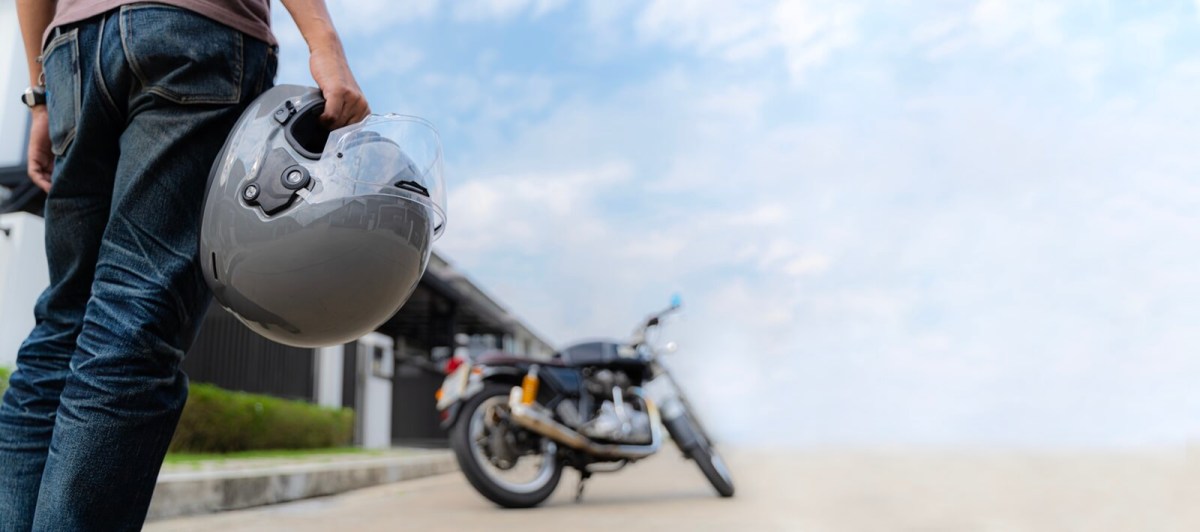 What Does the Head Tap Motorcycle Hand Signal Mean?