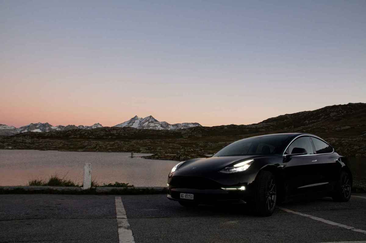 Tesla Cancels Entry-Level EV, Sources Say