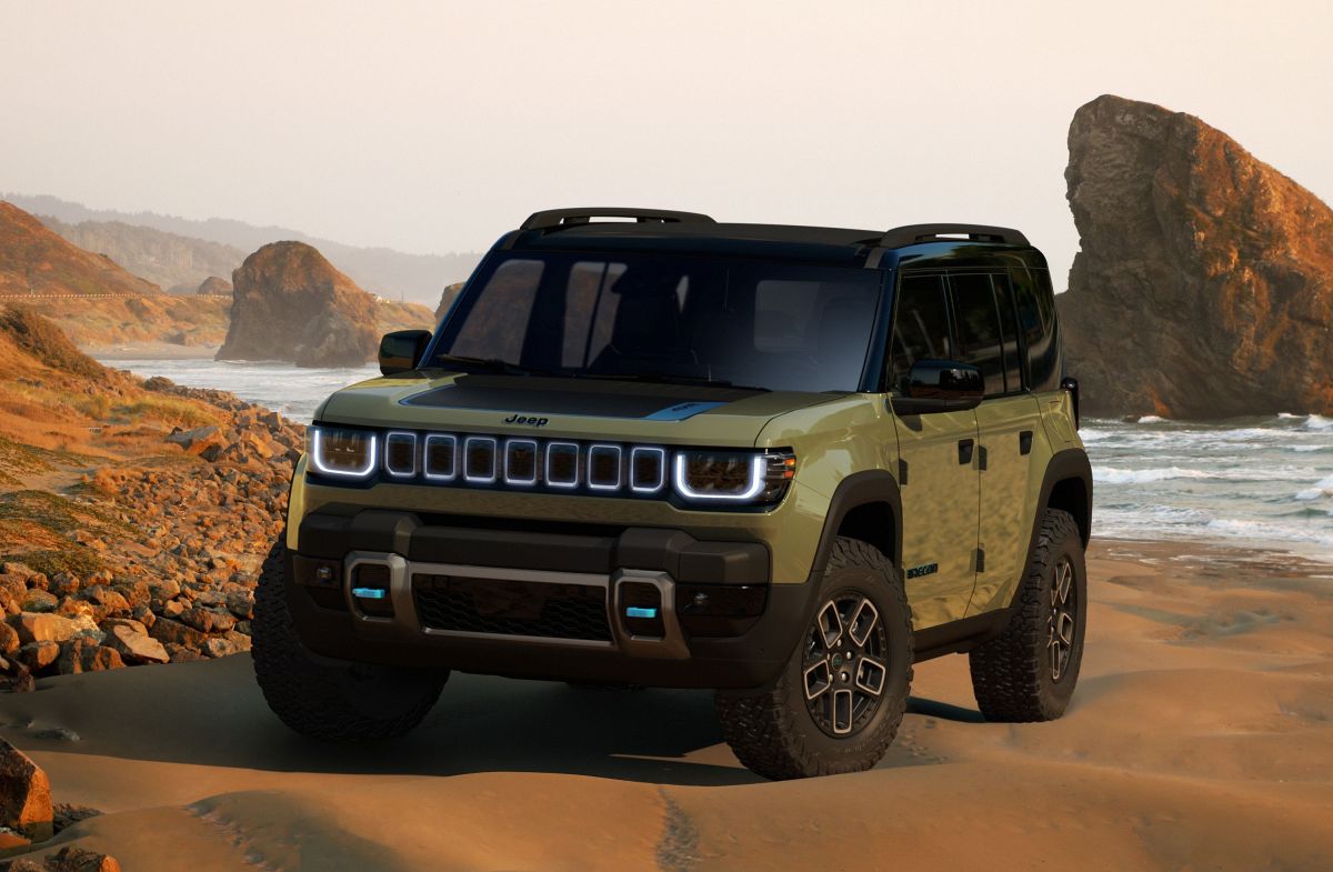 The Electric Jeep Recon Is Considering Gas Engines
