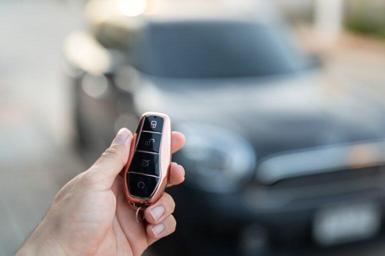 Thieves Figured out How to Easily Steal Keyless Cars